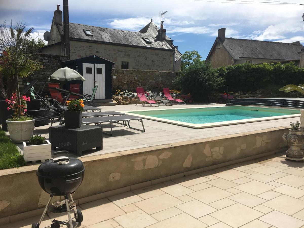 La Douce France Trianon Villa Chinon Exterior photo