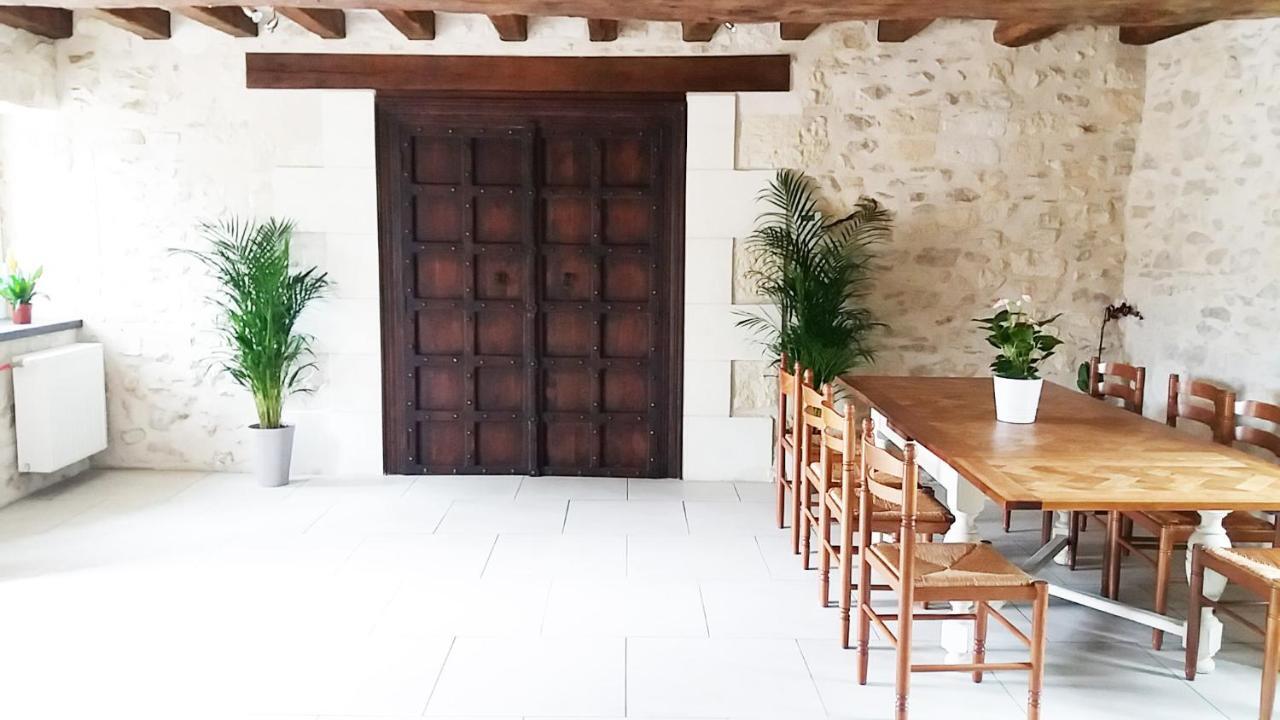 La Douce France Trianon Villa Chinon Exterior photo